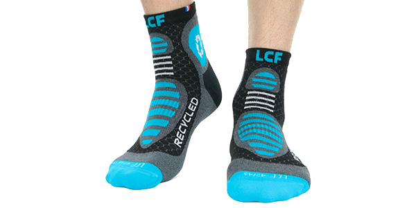 La chaussette Run Recycled par LCD en coloris bleu