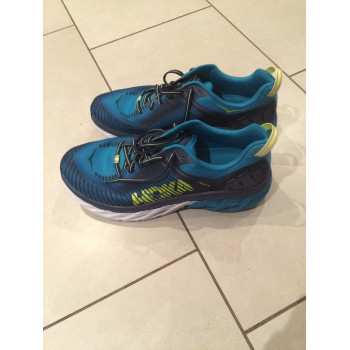 Hoka One One Arahi homme-6084-10402-img-1eg